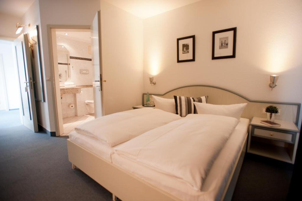 Hotel Friesenhof Norderstedt Room photo